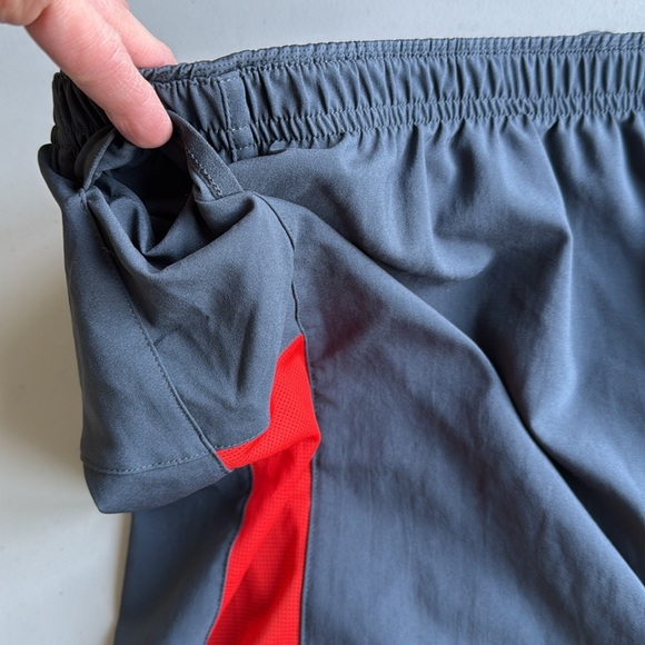 NWT Brooks Sherpa 2-in-1 5” Running Shorts Swim Trunks Grey and Orange - Picture 7 of 17